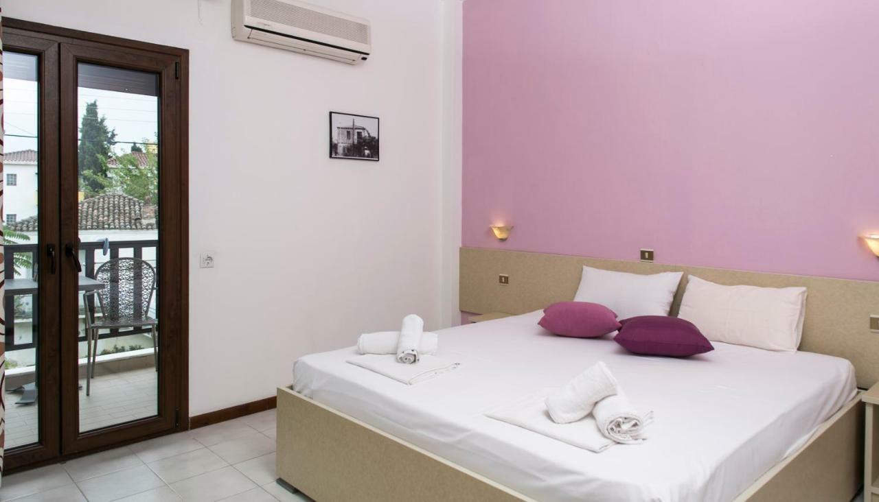 Yannis Apartments Afytos Exteriér fotografie